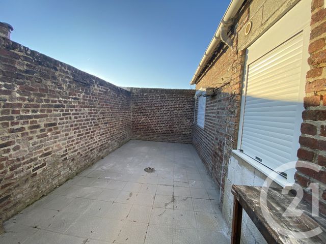 Maison &agrave; louer - 5 pi&egrave;ces - 89 m2 - St Quentin - 02 - PICARDIE