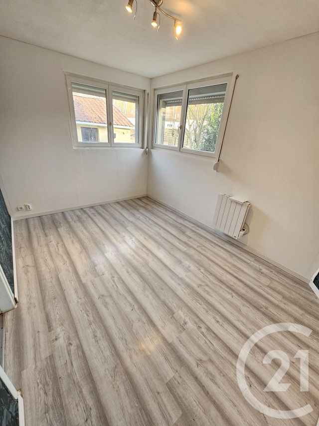 Maison &agrave; vendre - 8 pi&egrave;ces - 161 m2 - St Quentin - 02 - PICARDIE