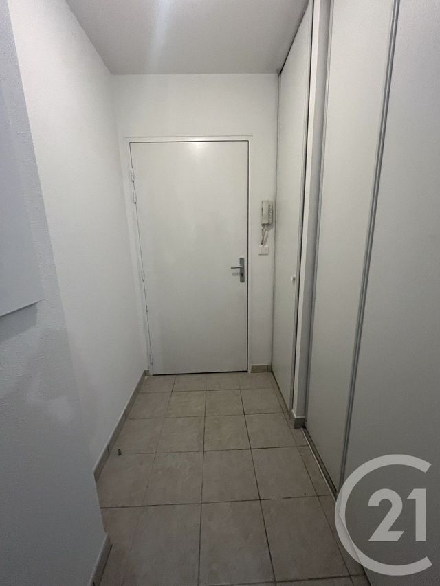 Appartement F2 &agrave; vendre - 2 pi&egrave;ces - 57,61 m2 - St Quentin - 02 - PICARDIE