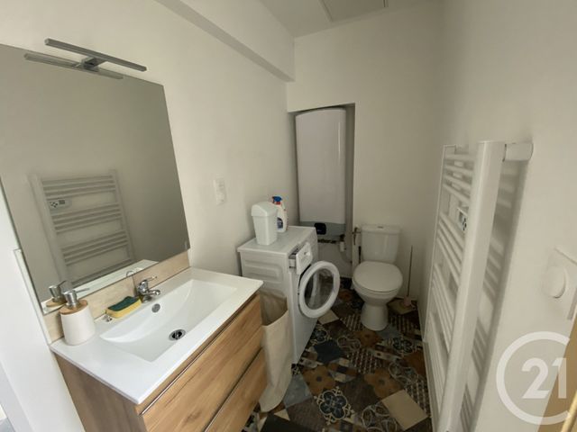 Appartement Duplex &agrave; louer - 2 pi&egrave;ces - 27,87 m2 - St Quentin - 02 - PICARDIE