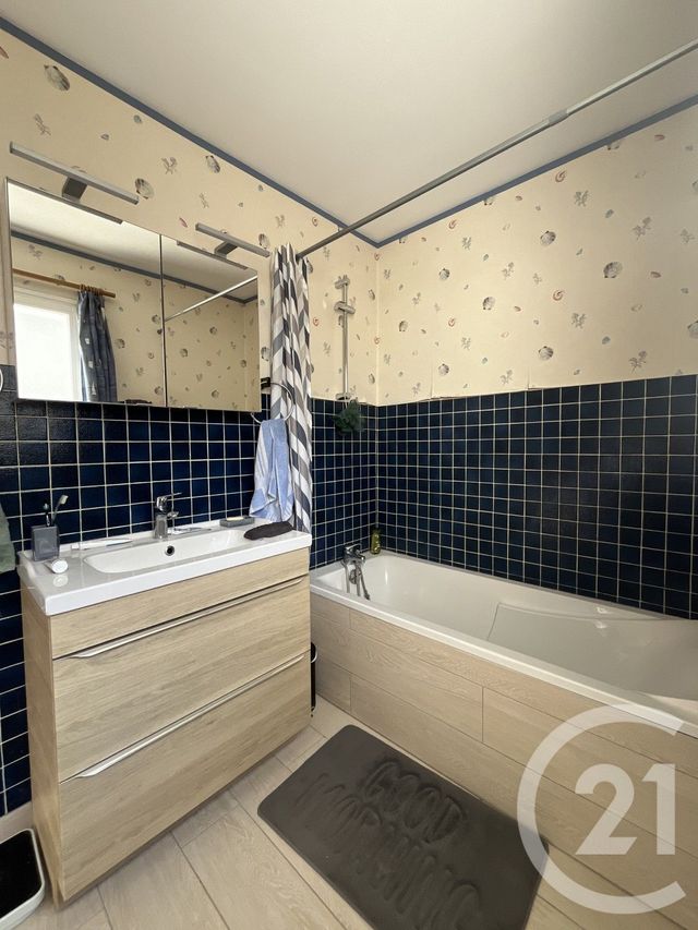 Maison &agrave; vendre - 5 pi&egrave;ces - 152 m2 - Neuville St Amand - 02 - PICARDIE