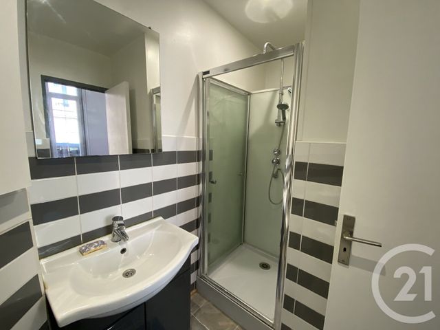 Appartement Studio &agrave; louer - 1 pi&egrave;ce - 12,48 m2 - St Quentin - 02 - PICARDIE