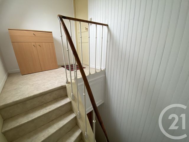 Appartement Studio &agrave; louer - 1 pi&egrave;ce - 27,15 m2 - St Quentin - 02 - PICARDIE