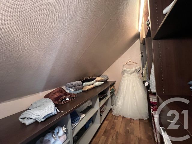 Maison &agrave; louer - 2 pi&egrave;ces - 110 m2 - St Quentin - 02 - PICARDIE