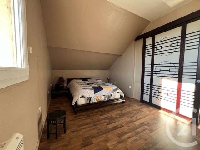 Maison &agrave; louer - 2 pi&egrave;ces - 110 m2 - St Quentin - 02 - PICARDIE