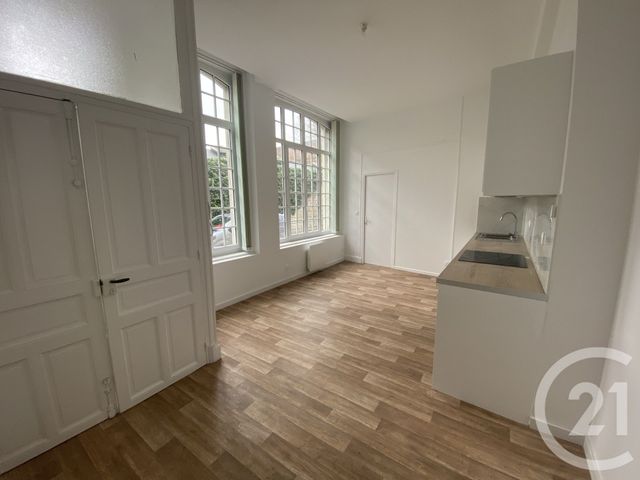 Appartement F1 à louer ST QUENTIN