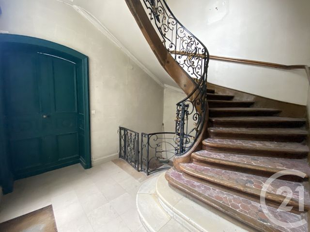 Appartement Studio &agrave; louer - 1 pi&egrave;ce - 18,92 m2 - St Quentin - 02 - PICARDIE