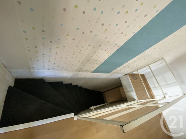 Maison &agrave; louer - 3 pi&egrave;ces - 76 m2 - St Quentin - 02 - PICARDIE