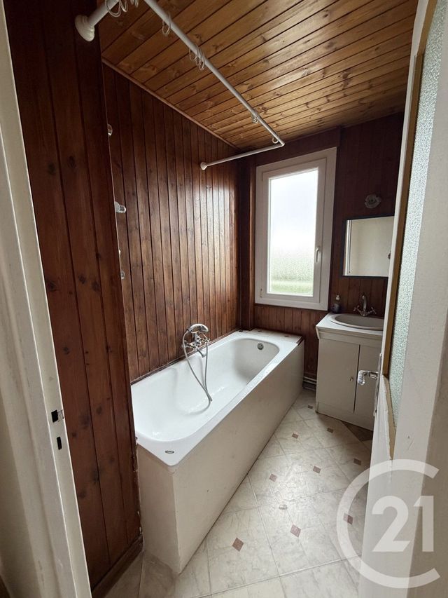 Appartement F3 &agrave; vendre - 3 pi&egrave;ces - 54,85 m2 - St Quentin - 02 - PICARDIE
