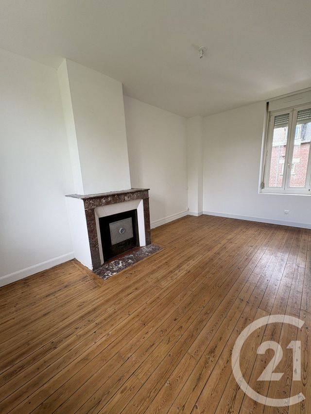 Maison &agrave; vendre - 3 pi&egrave;ces - 56,55 m2 - St Quentin - 02 - PICARDIE