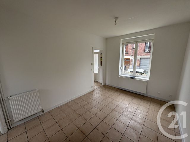 Maison &agrave; vendre - 3 pi&egrave;ces - 56,55 m2 - St Quentin - 02 - PICARDIE