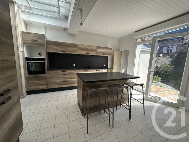 Maison &agrave; louer - 5 pi&egrave;ces - 100 m2 - St Quentin - 02 - PICARDIE