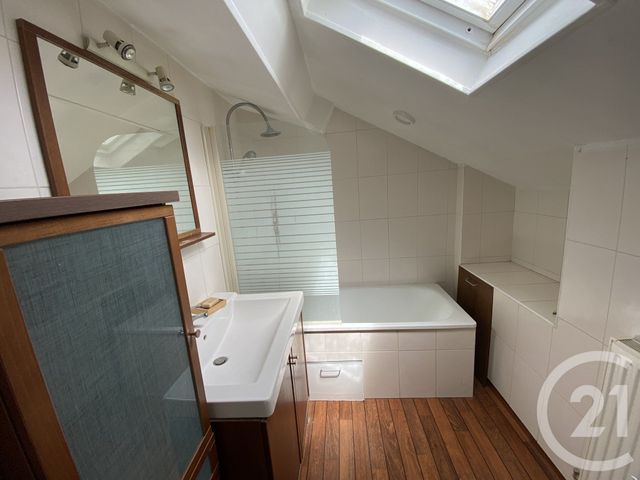 Maison &agrave; louer - 4 pi&egrave;ces - 90,82 m2 - St Quentin - 02 - PICARDIE