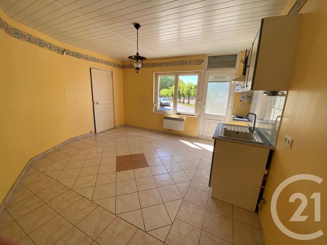 Maison &agrave; louer - 2 pi&egrave;ces - 27 m2 - Roisel - 80 - PICARDIE