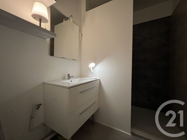 Appartement F2 &agrave; vendre - 3 pi&egrave;ces - 58 m2 - St Quentin - 02 - PICARDIE