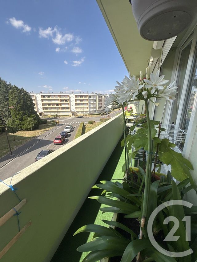 Appartement F4 &agrave; vendre - 4 pi&egrave;ces - 65,55 m2 - St Quentin - 02 - PICARDIE