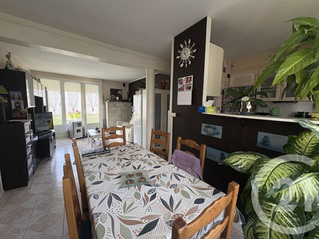 Appartement F4 &agrave; vendre - 4 pi&egrave;ces - 65,55 m2 - St Quentin - 02 - PICARDIE