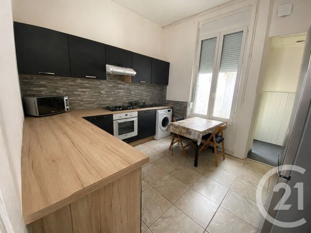 Maison &agrave; louer - 4 pi&egrave;ces - 61,63 m2 - St Quentin - 02 - PICARDIE