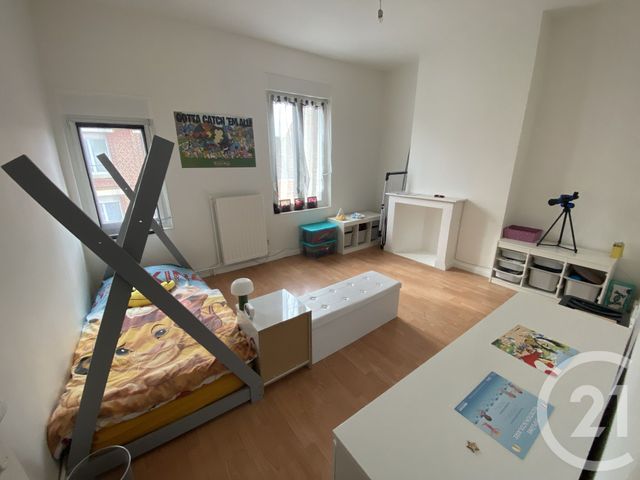 Maison &agrave; louer - 4 pi&egrave;ces - 61,63 m2 - St Quentin - 02 - PICARDIE