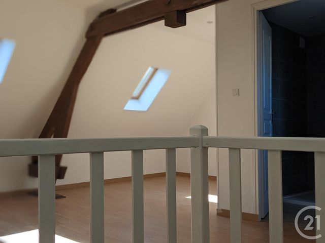 Maison &agrave; louer - 4 pi&egrave;ces - 95 m2 - St Quentin - 02 - PICARDIE