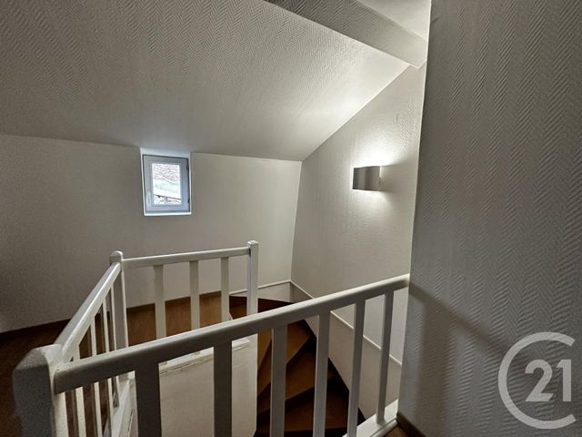 Maison &agrave; louer - 4 pi&egrave;ces - 95 m2 - St Quentin - 02 - PICARDIE