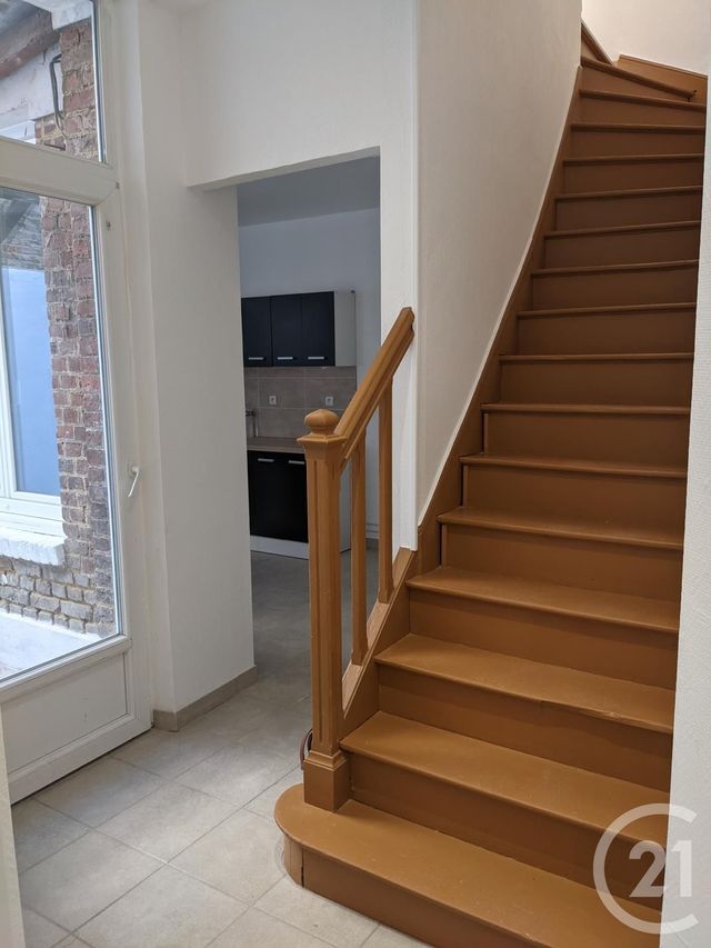 Maison &agrave; louer - 4 pi&egrave;ces - 95 m2 - St Quentin - 02 - PICARDIE
