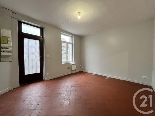 Maison &agrave; louer - 4 pi&egrave;ces - 49,87 m2 - St Quentin - 02 - PICARDIE