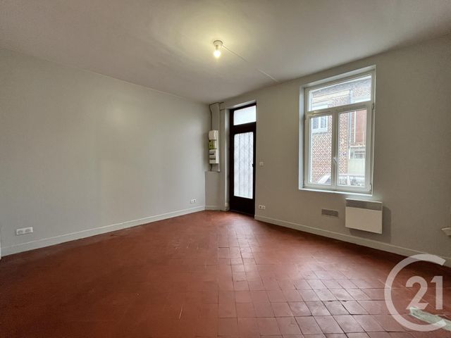 Maison &agrave; louer - 4 pi&egrave;ces - 49,87 m2 - St Quentin - 02 - PICARDIE