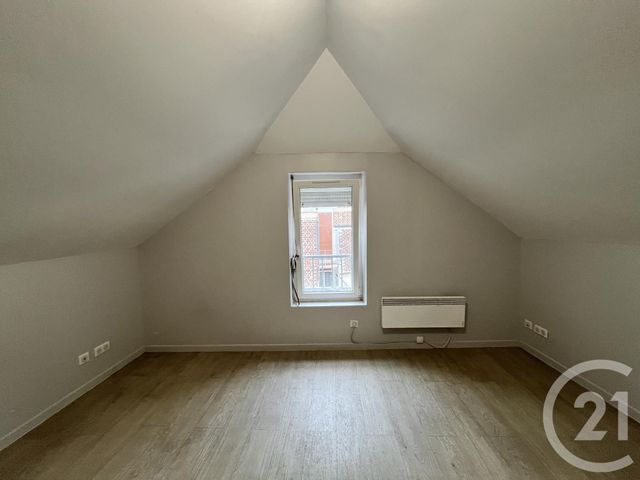 Maison &agrave; louer - 4 pi&egrave;ces - 49,87 m2 - St Quentin - 02 - PICARDIE