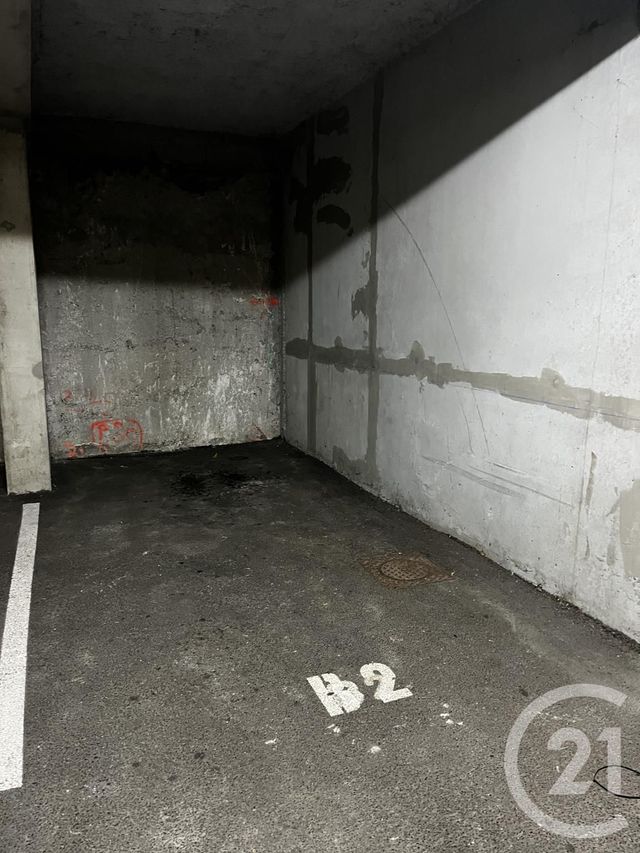 Appartement &agrave; louer - 2 pi&egrave;ces - 53,76 m2 - St Quentin - 02 - PICARDIE