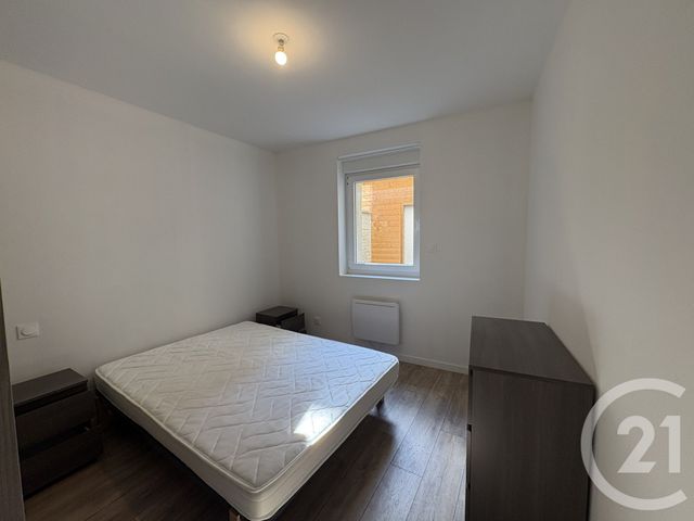 Appartement T2 &agrave; louer - 2 pi&egrave;ces - 37 m2 - St Quentin - 02 - PICARDIE