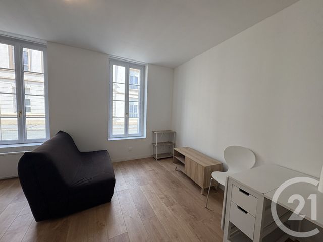 Appartement T2 &agrave; louer - 2 pi&egrave;ces - 37 m2 - St Quentin - 02 - PICARDIE
