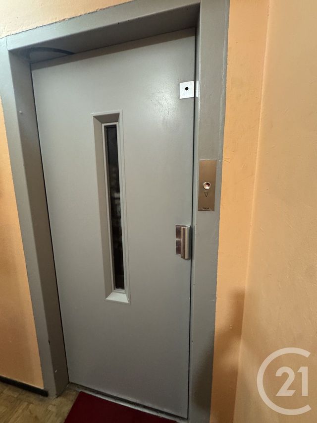 Appartement F3 bis &agrave; vendre - 4 pi&egrave;ces - 80 m2 - St Quentin - 02 - PICARDIE
