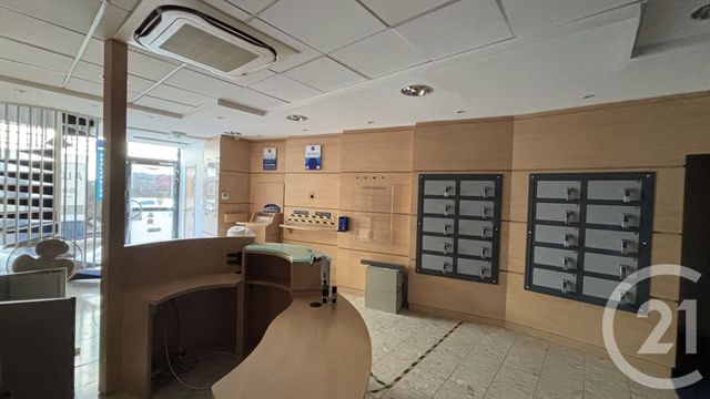 Maison &agrave; vendre - 15 pi&egrave;ces - 211 m2 - St Quentin - 02 - PICARDIE