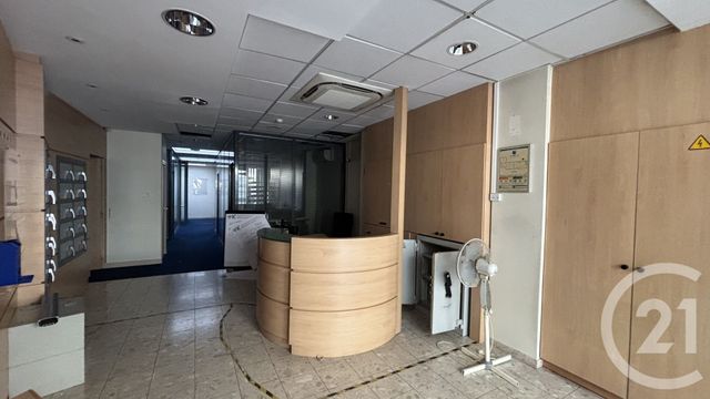 Maison &agrave; vendre - 15 pi&egrave;ces - 211 m2 - St Quentin - 02 - PICARDIE