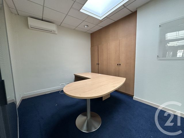 Maison &agrave; vendre - 15 pi&egrave;ces - 211 m2 - St Quentin - 02 - PICARDIE