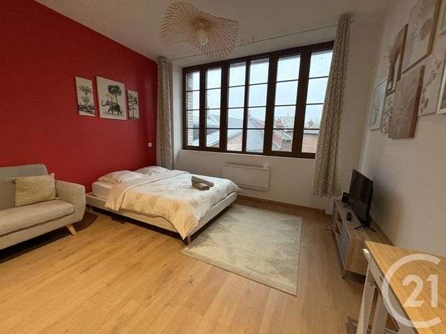 Appartement Studio &agrave; louer - 2 pi&egrave;ces - 25 m2 - St Quentin - 02 - PICARDIE
