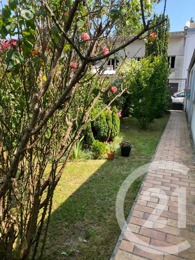 Maison à vendre - 5 pièces - 94 m2 - St Quentin - 02 - PICARDIE