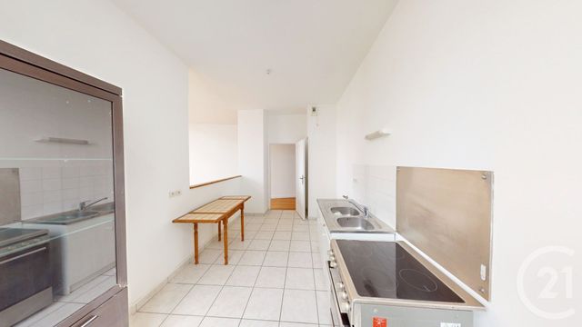 Afficher la photo en grand Appartement F2 bis à vendre - 3 pièces - 72,94 m2 - St Quentin - 02 - PICARDIE