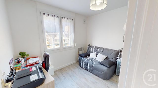 Appartement T4 à vendre - 4 pièces - 66,60 m2 - St Quentin - 02 - PICARDIE