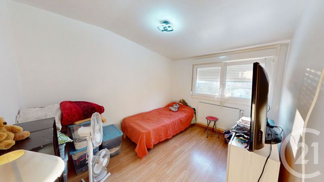 Maison à vendre - 5 pièces - 81,45 m2 - St Quentin - 02 - PICARDIE