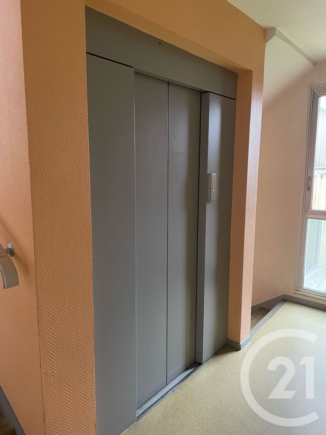 Afficher la photo en grand Appartement à vendre - 4 pièces - 70,89 m2 - St Quentin - 02 - PICARDIE