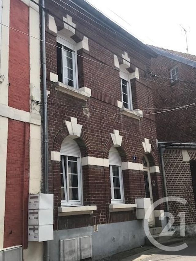 Immeuble à vendre - 102 m2 - La Fere - 02 - PICARDIE