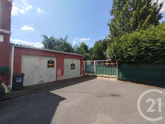 Parking à vendre - 42 m2 - St Quentin - 02 - PICARDIE