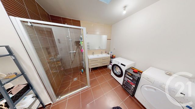 Afficher la photo en grand Appartement T5 à vendre - 5 pièces - 112 m2 - St Quentin - 02 - PICARDIE
