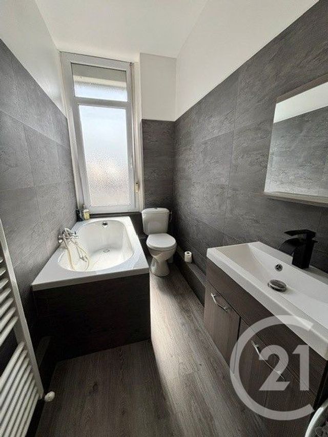 Maison &agrave; vendre - 5 pi&egrave;ces - 107,69 m2 - St Quentin - 02 - PICARDIE