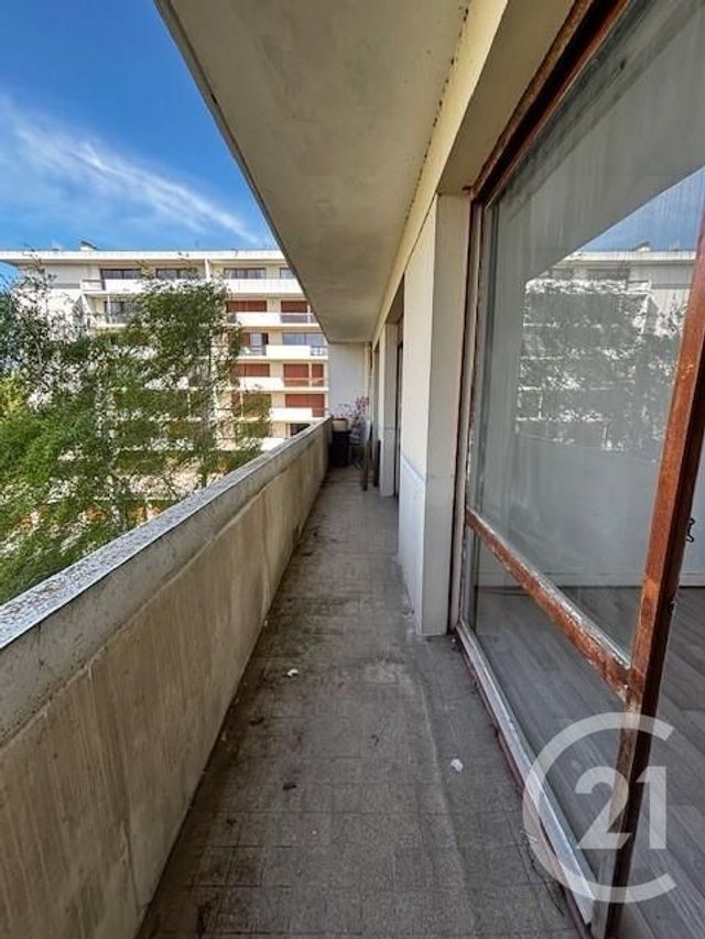 Appartement T6 à vendre - 7 pièces - 137 m2 - St Quentin - 02 - PICARDIE