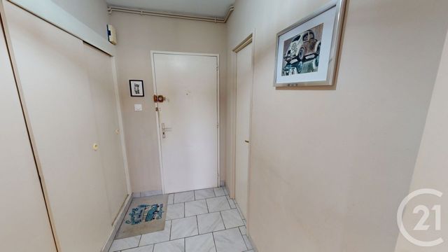 Afficher la photo en grand Appartement F3 à vendre - 4 pièces - 78,83 m2 - St Quentin - 02 - PICARDIE