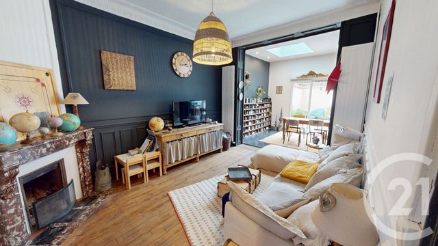 Maison à vendre - 8 pièces - 184,57 m2 - St Quentin - 02 - PICARDIE