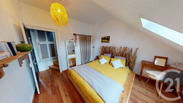 Maison à vendre - 8 pièces - 184,57 m2 - St Quentin - 02 - PICARDIE